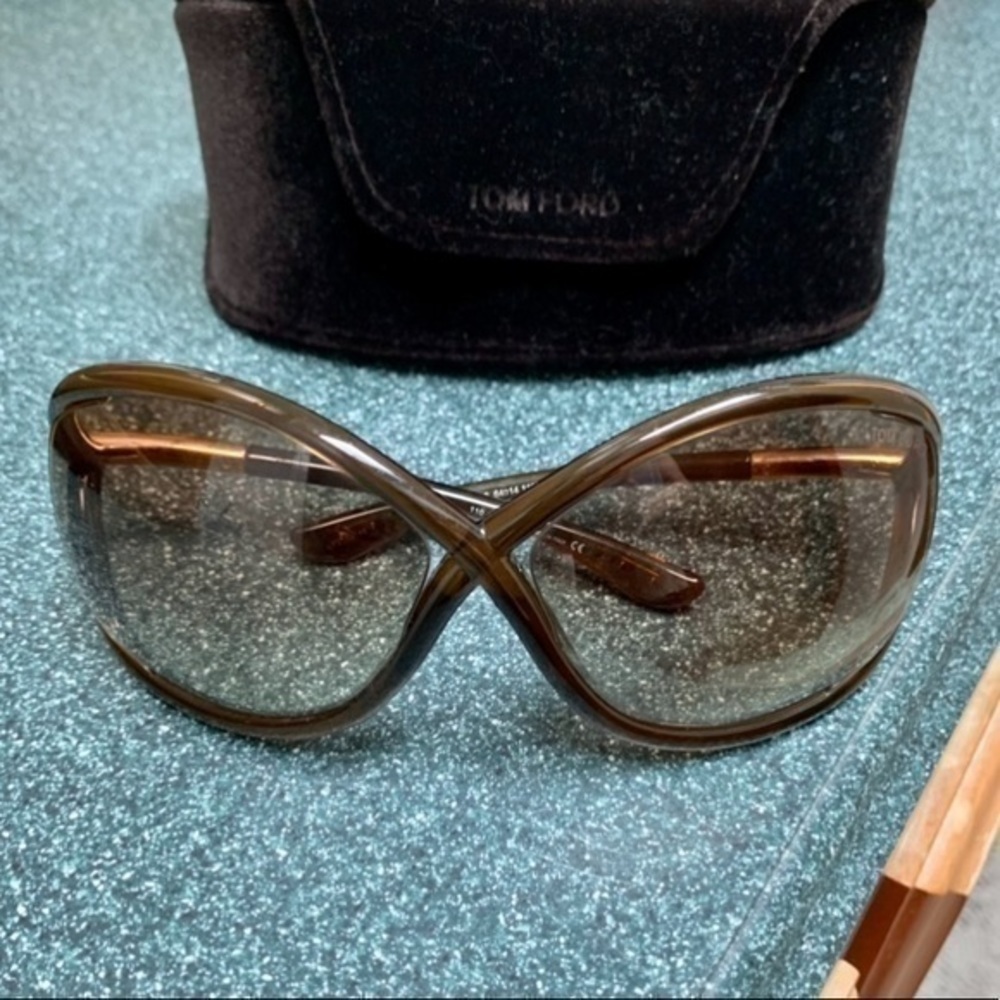 Tom Ford Gradient Brown Oversized Sunglasses - image 7